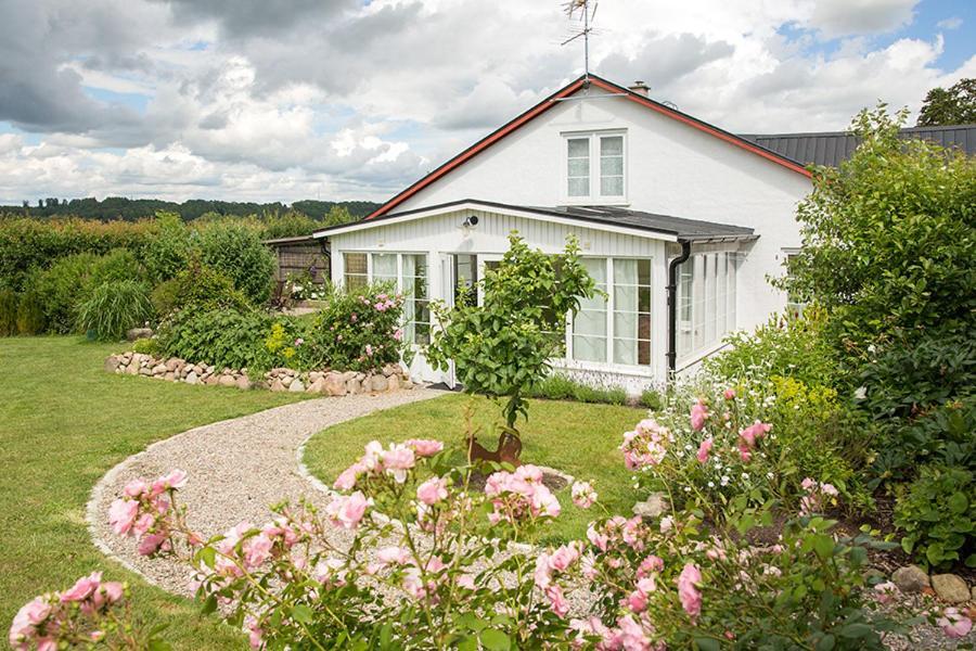 Blomstertantens Hus Trelleborg Extérieur photo